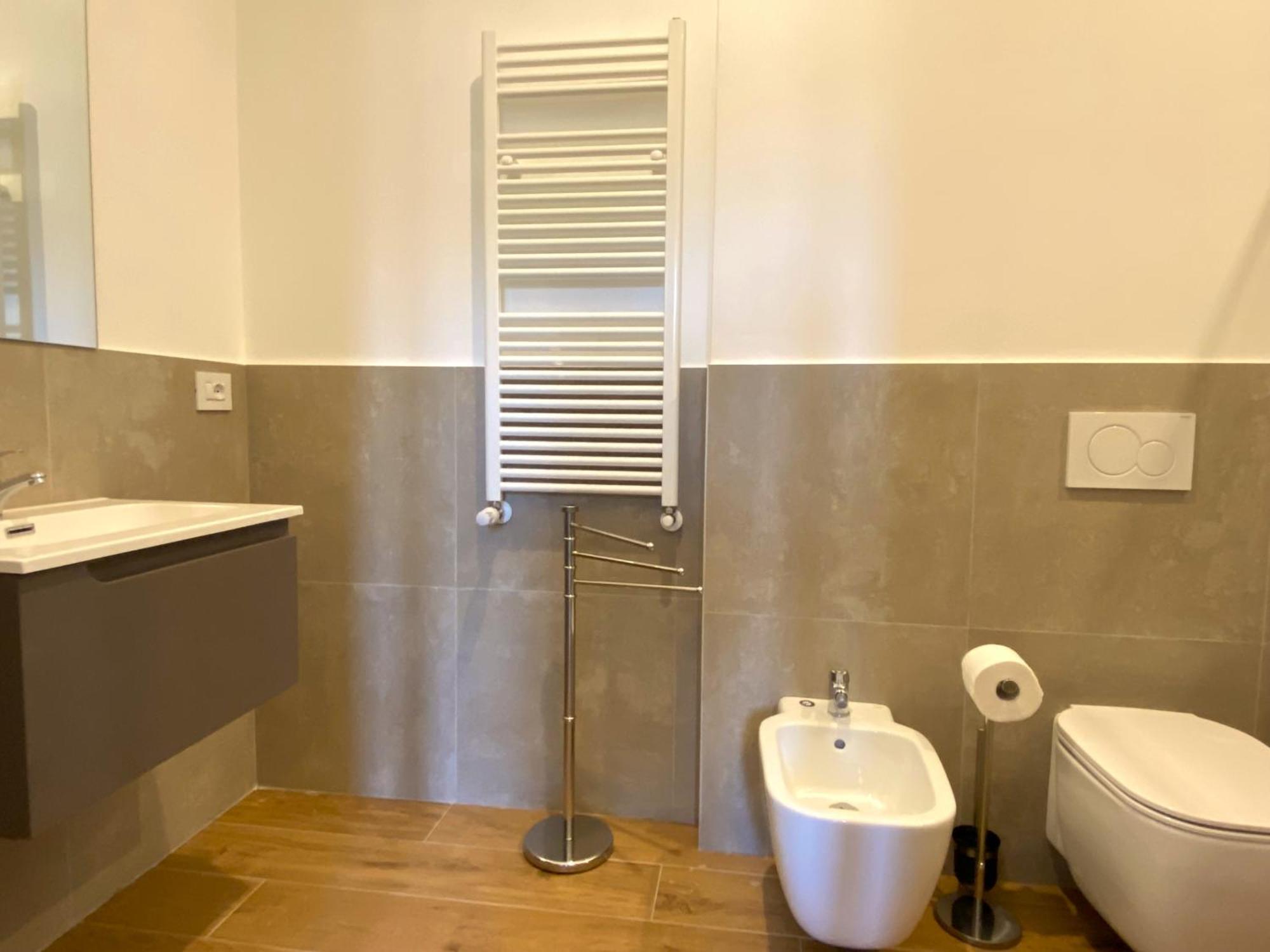 Avantgard Rooms Red Carpet Bolonia Exterior foto